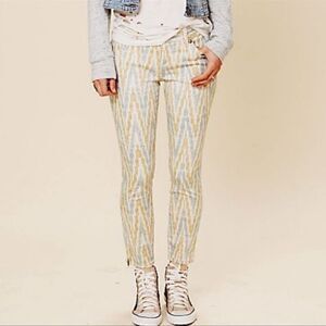 𝅺free People Ikay Skinny Cropped Pants